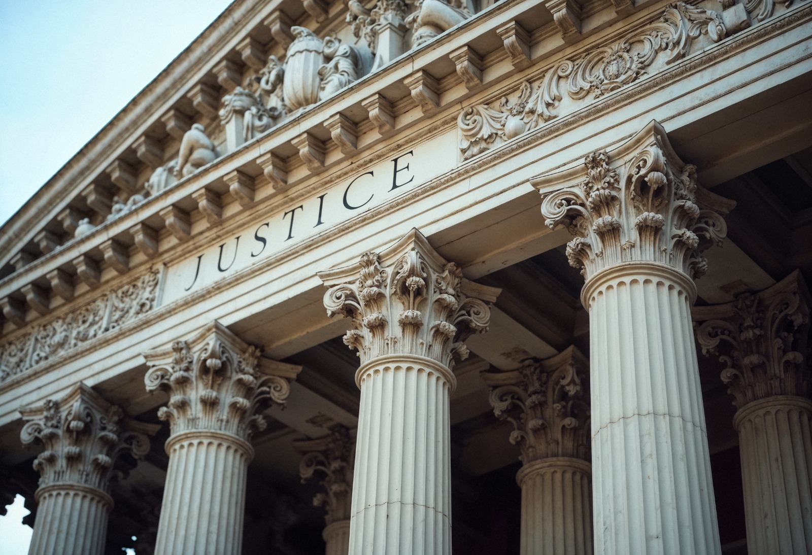 Onur Hukuk Aydın avukatlık hizmetleri